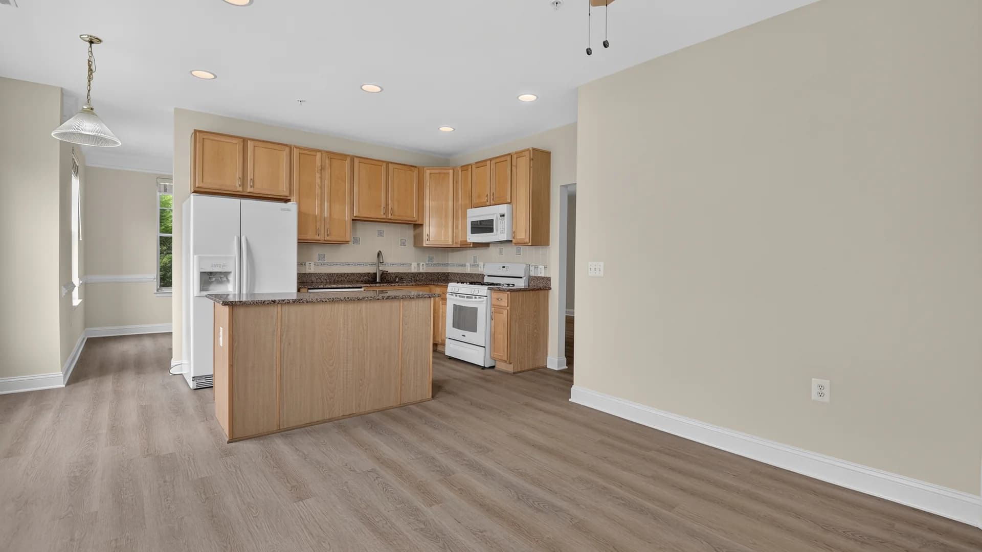 An empty room before virtual staging — no furniture